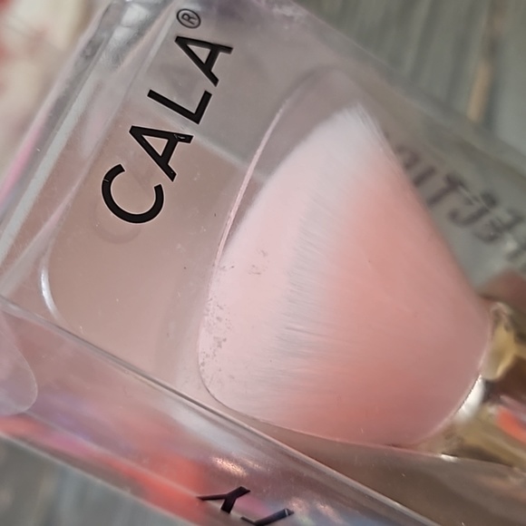 CALA Buffing brush new with rose quarts new - Picture 6 of 6